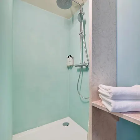 アパートホテル Cais Urban