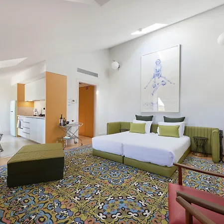 Cais Urban Apart-hotel