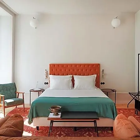 Cais Urban 4*