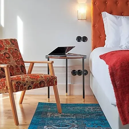 Cais Urban 4*