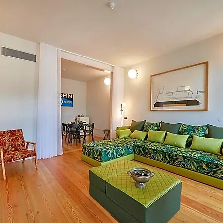 Cais Urban 4* ליסבון