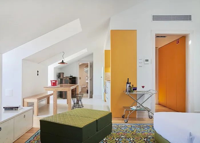 Ξενοδοχείο με διαμερίσματα Cais Urban 4*