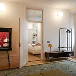 Cais Urban Aparthotel