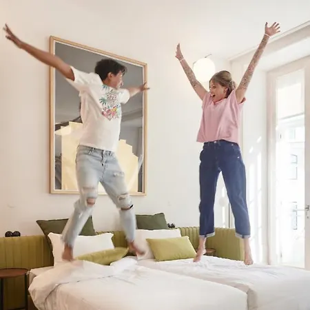 Cais Urban Aparthotel